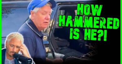 Something Is Deeply Deeply Wrong With Lindsey Graham | The Kyle Kulinski Show