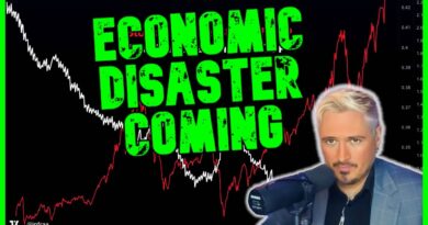 MAJOR RED FLAGS As Economy TEETERS ON BRINK Of TOTAL DISASTER | The Kyle Kulinski Show