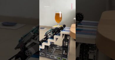 Now THAT’s a great use of robotics🍺⚙️Credit IG @arkashaxl
