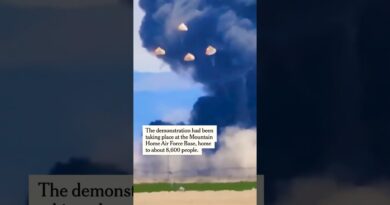 Two Fighter Jets Collide During Idaho Air Show