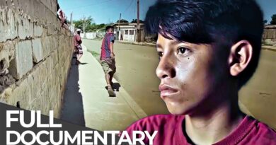 Venezuela’s Lost Children | Surviving a Country in Collapse | Free Documentary