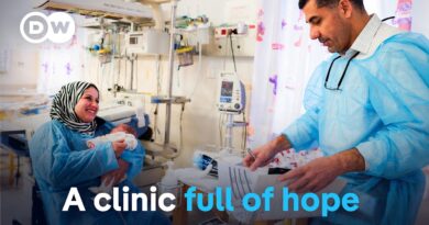 Born in Bethlehem – Between checkpoints and the delivery room in the West Bank | DW Documentary
