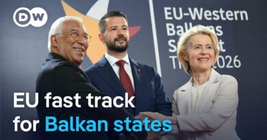 EU leaders tell Balkan leaders they will speed up enlargement plans | DW News