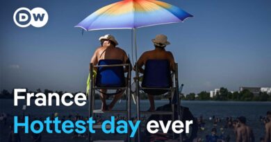 France records hottest night and day as Europe heatwave spreads | DW News