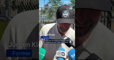 Klopps ends interview after DW question | DW News