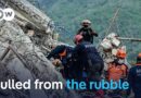 Venezuela earthquake: More survivors found as families plead for help | DW News