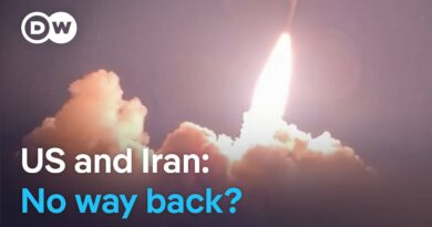 Iran’s supreme leader threatens US with ‘unforgettable lessons’ | DW News