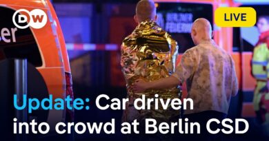 Live update: Vehicle crashes into Berlin Pride parade crowd | DW News