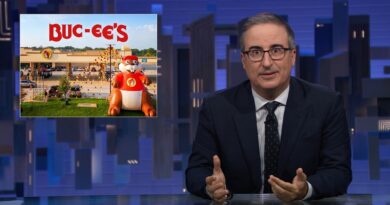 S13 E18: Trump & Crypto, Buc-ee’s: 7/26/26: Last Week Tonight with John Oliver