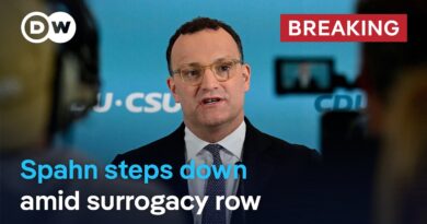 Surrogacy dispute forces Jens Spahn from conservative leadership role | DW News