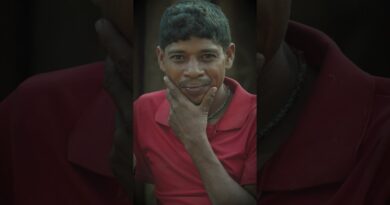 Bastar के लोग इतने प्यारे हैं जिसे समझने के लिए जरूर देखिए Bastar: The Last Battle of Naxal