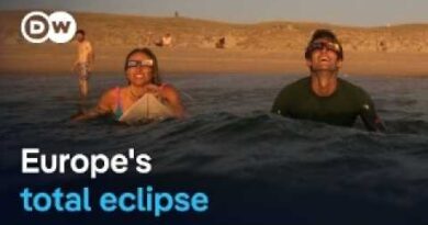 Millions watch as rare solar eclipse darkens Spain and Iceland | DW News