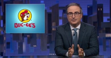 S13 E20: Trump and the DOJ & Buc-ee’s: 8/9/26: Last Week Tonight with John Oliver