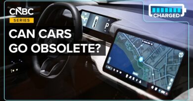 Why High Tech Cars Might Age Like Smartphones