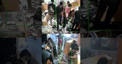 LPU में लूटपाट का पहला CCTV बाहर आया. मोबाइल दुकान में लूटपाट करते क्या दिखा?