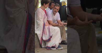 Akashvani Bhavan में Rahul-Priyanka का धरना
