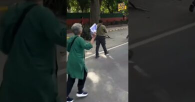 Delhi: CEC ज्ञानेश कुमार के खिलाफ विरोध के बीच India Gate से Jantar Mantar तक Citizen March
