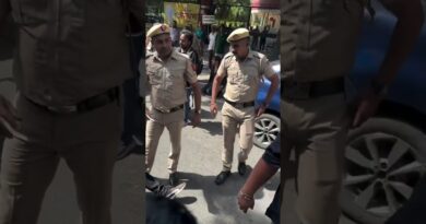 INDIA Block Protest: सांसदों और पुलिस के बीच धक्कामुक्की. विपक्ष के प्रदर्शन में गहमा-गहमी के हालात.