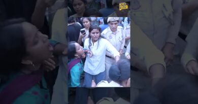 Jantar Mantar के पास भारी बवाल, Rahul Gandhi के प्रदर्शन में Congress- Delhi Police के बीच झड़प