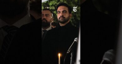Protesters Disrupt Oct. 7 Vigil and Boo Mamdani