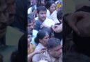 Rahul Gandhi को हिरासत में लिए जाने के बीच भीड़ में News Pinch को क्या दिखा? #ytshorts