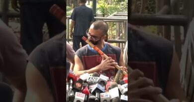 Rahul Gandhi की प्रेस कॉन्फ्रेंस में लड़का डंडे का जवाब डंडे से देने आया, लेकिन अंदाज़ अलग, देखिए